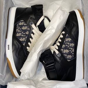 Men’s Christian Dior sneakers